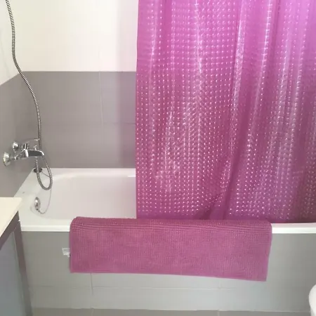 Apartament Agusti Ампоста